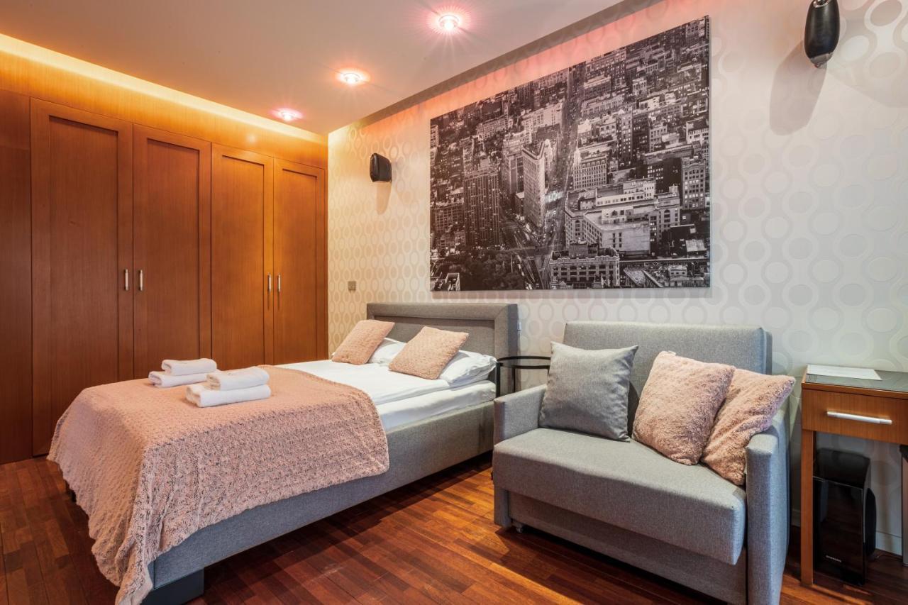 Broadway - Neptun Park By Oneapartments Gdańsk Zewnętrze zdjęcie